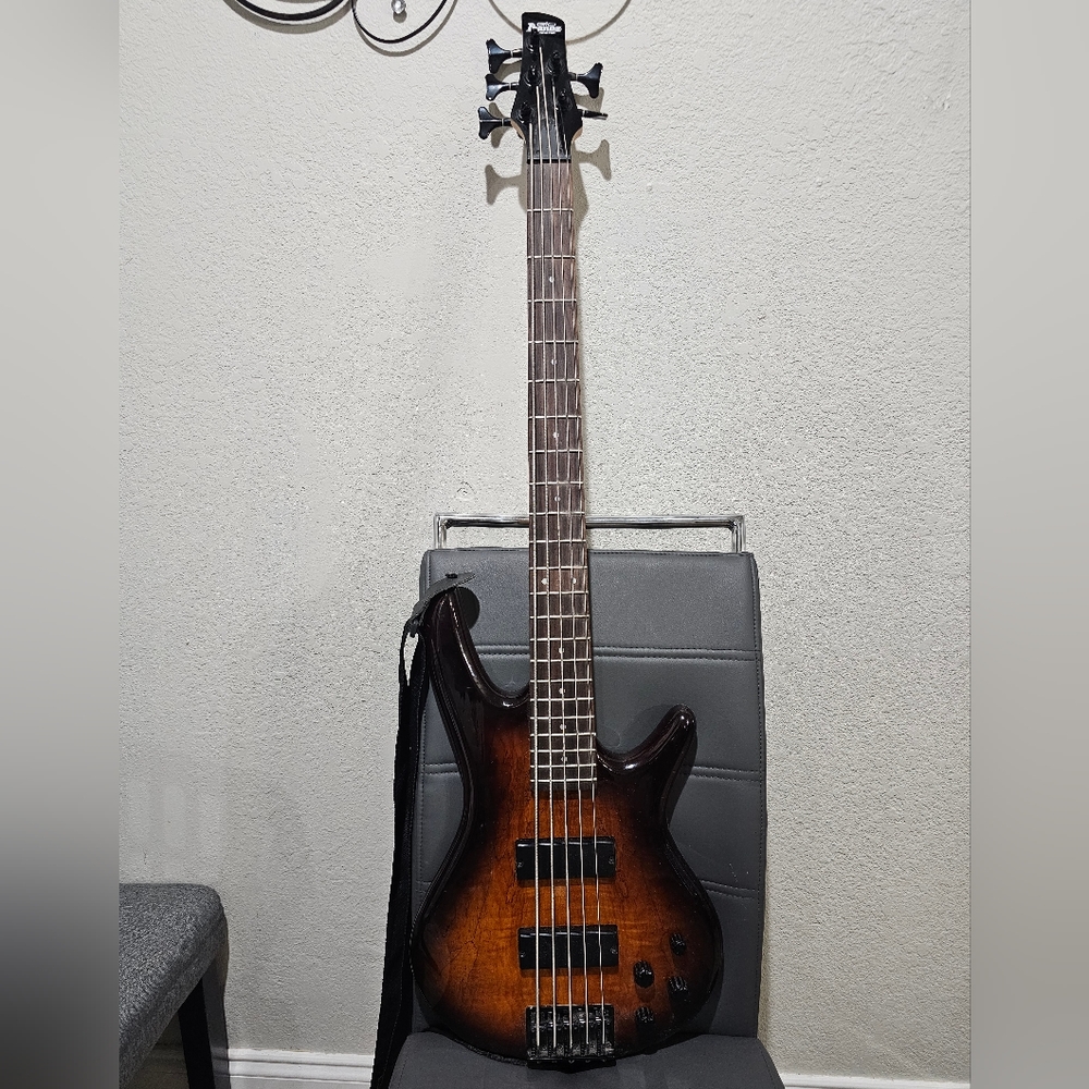 Ibanez gio bass